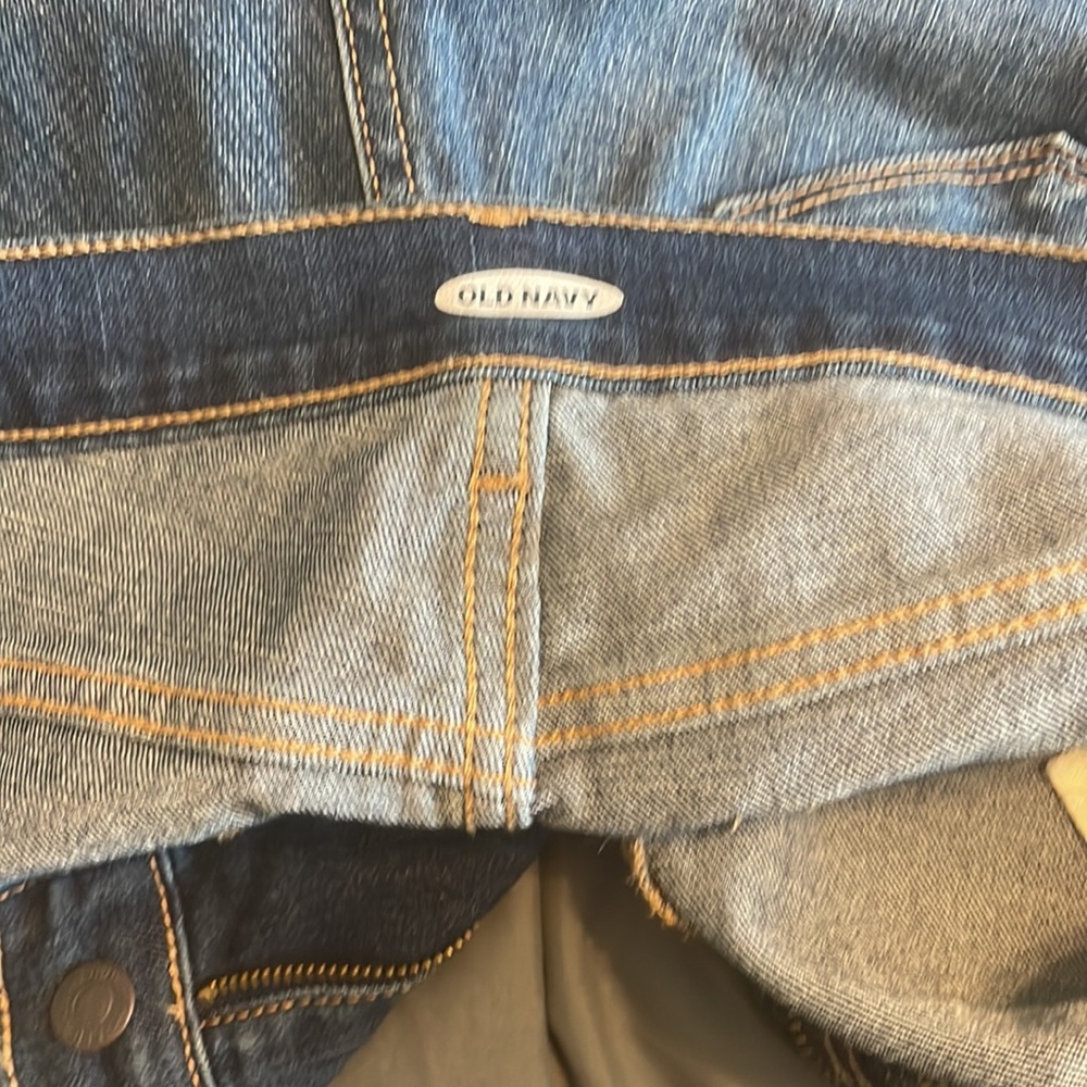 Old Navy Size 16 Denim Shorts - Picture 4 of 5